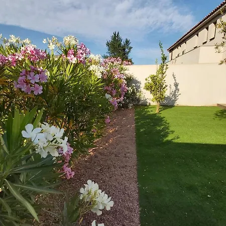 A Cala Rossa Villa *