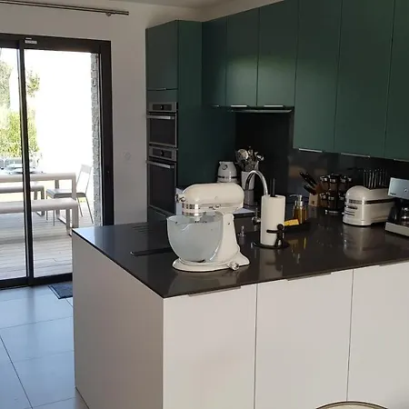 A Cala Rossa Villa *