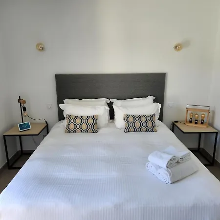 A Cala Rossa Villa Lecci