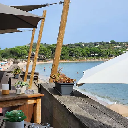 A Cala Rossa לצ'י
