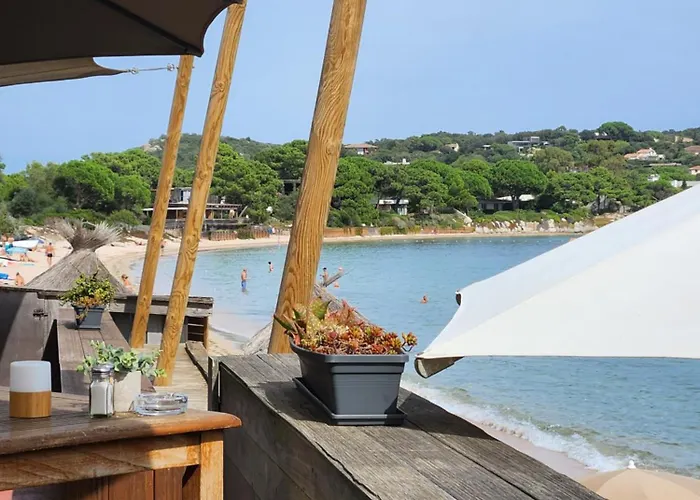 A Cala Rossa לצ'י