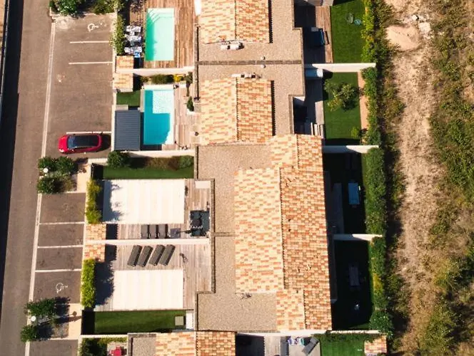 A Cala Rossa Villa Lecci